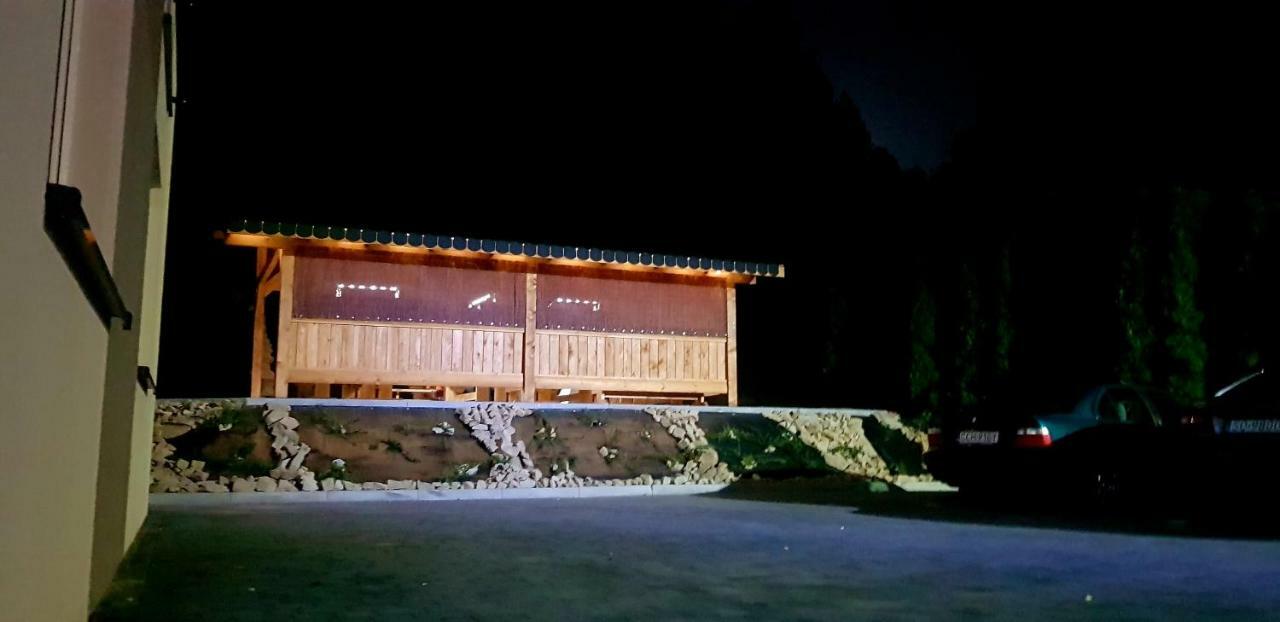 Dom Goscinny Skarpa Krynica Zdroj Exterior photo